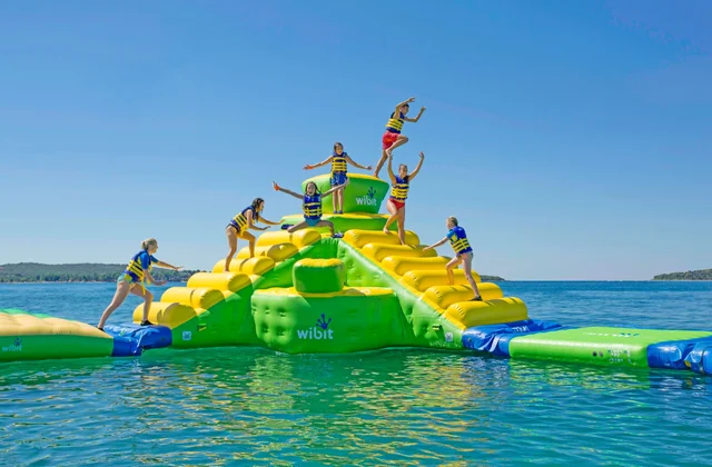 Aquapark exklusiv mieten – 1 Stunde