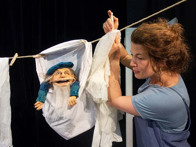 Eröffnungsveranstaltung für Familien Neeweißnicht und Rosenrot | Theater Anna Rampe für Familien / Kinder ab 5 Jahren | Museum Finsterwalde