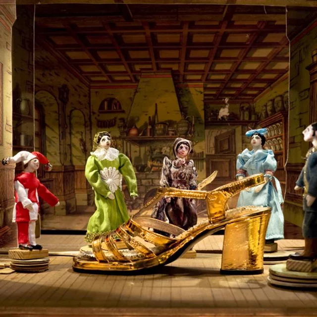 Drei Haselnüsse für Aschenbrödel - Das kleine Salontheater Dresden - Familien/Kinder (ab 4 Jahren) | Museum Doberlug